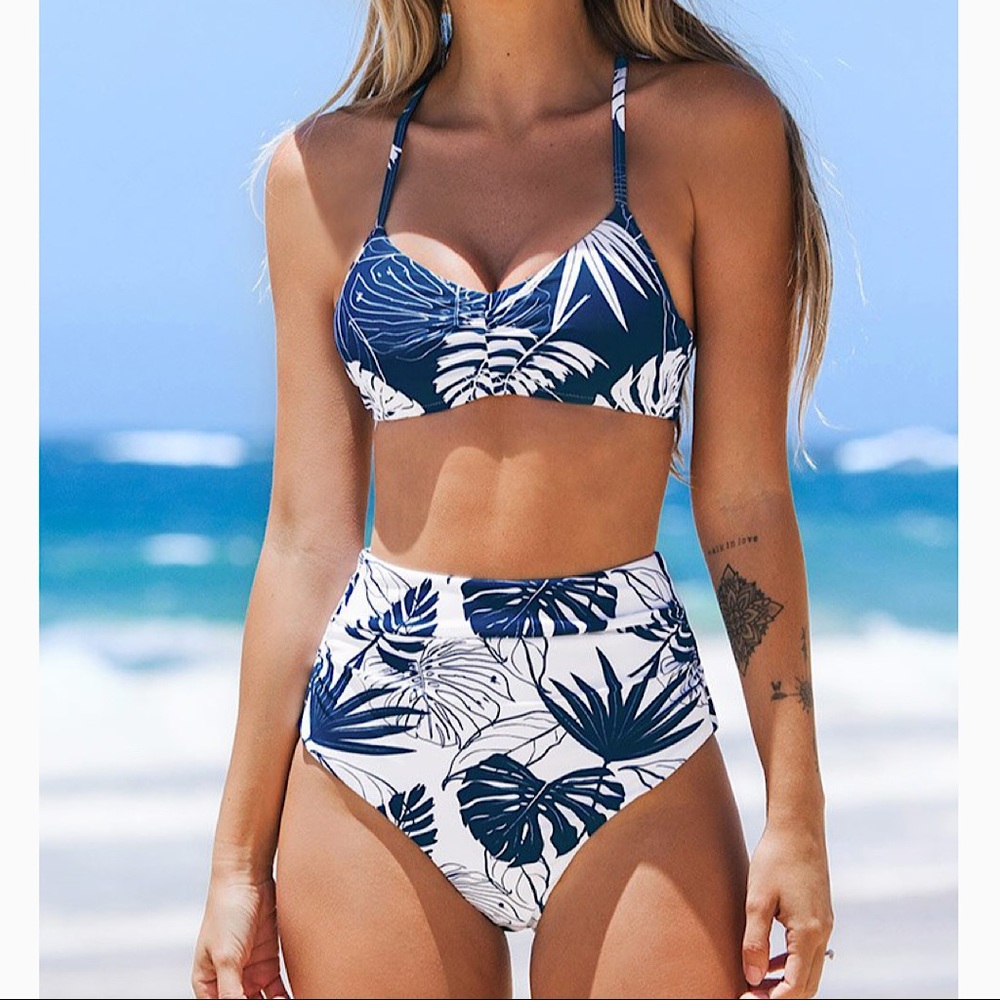 NEW Blue And White Leafy High Waisted Bikini Size Large